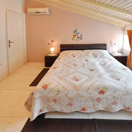 Holiday home Holiday Lucija *